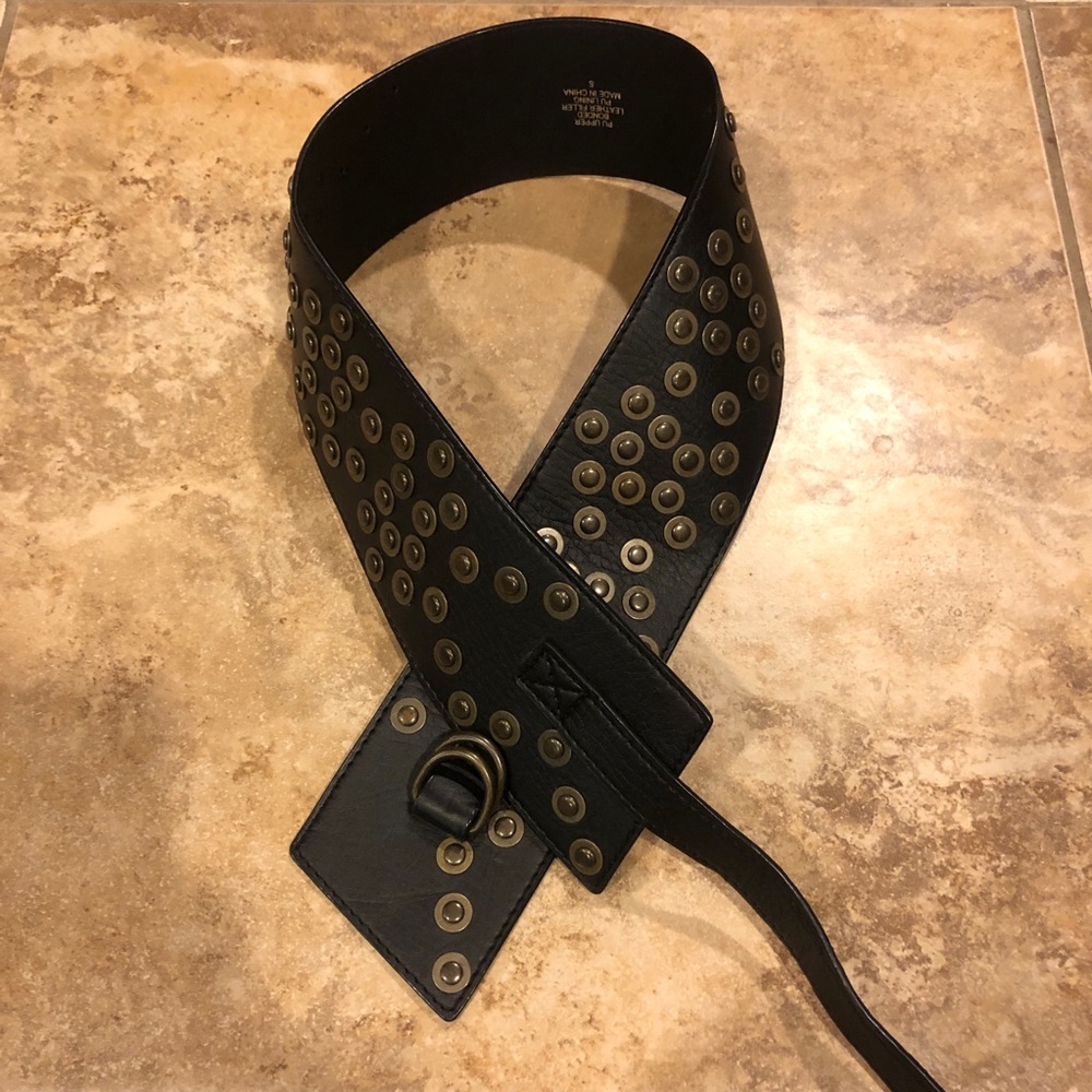 VEGAN Leather Stud belt Size Small